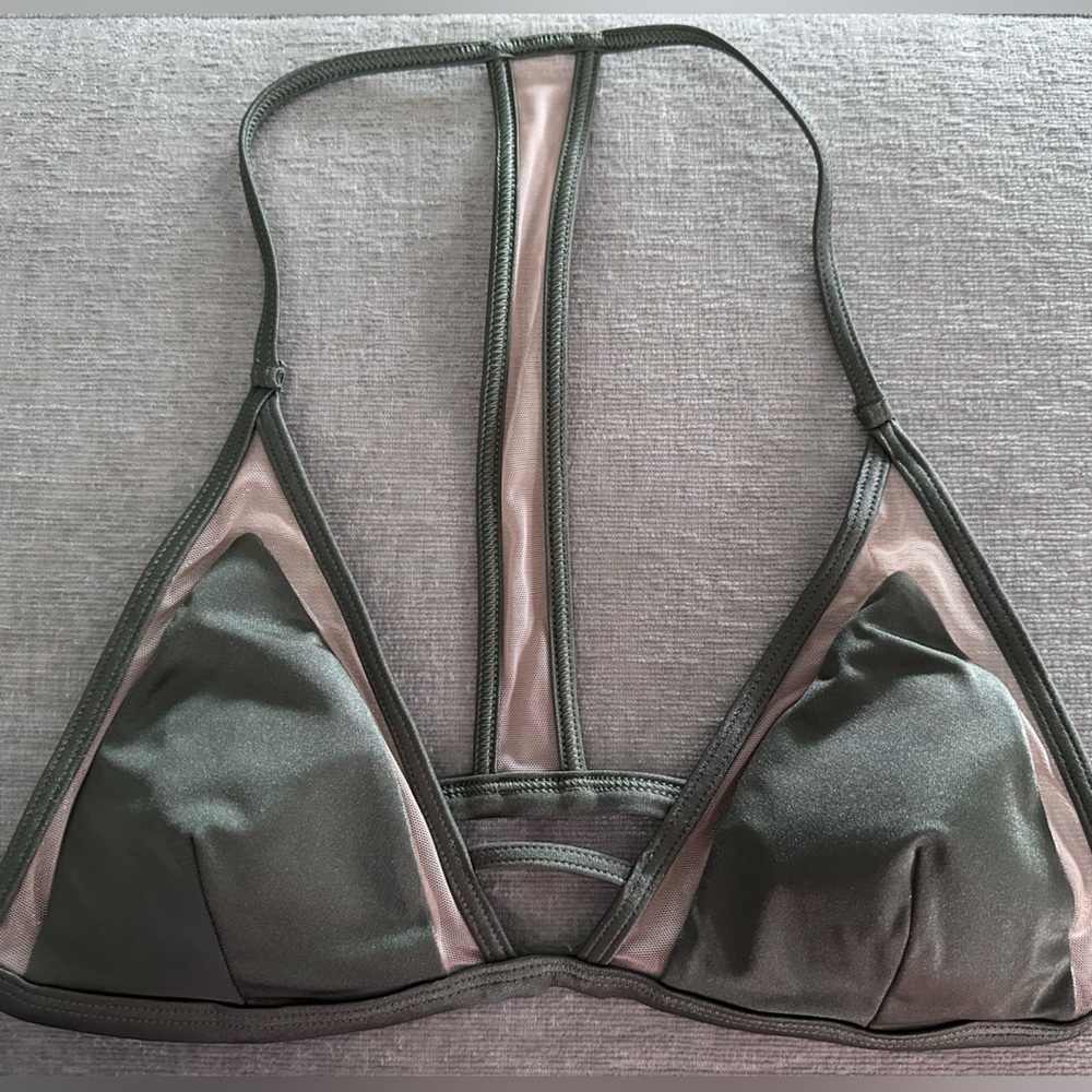 Victoria's Secret PINK Women's Bathing Suit Bikini Top Size Medium